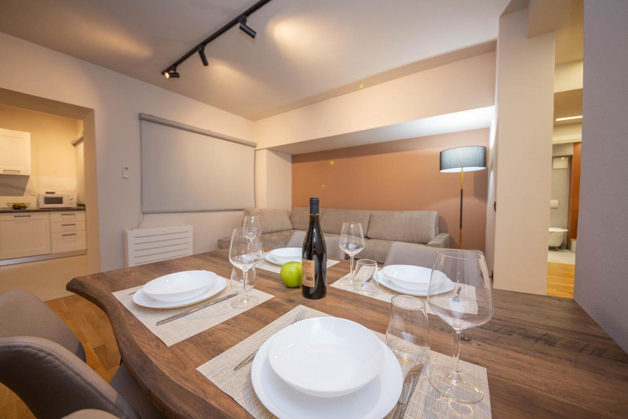 Blloku Unique Apartments 2 Τίρανα Εξωτερικό φωτογραφία