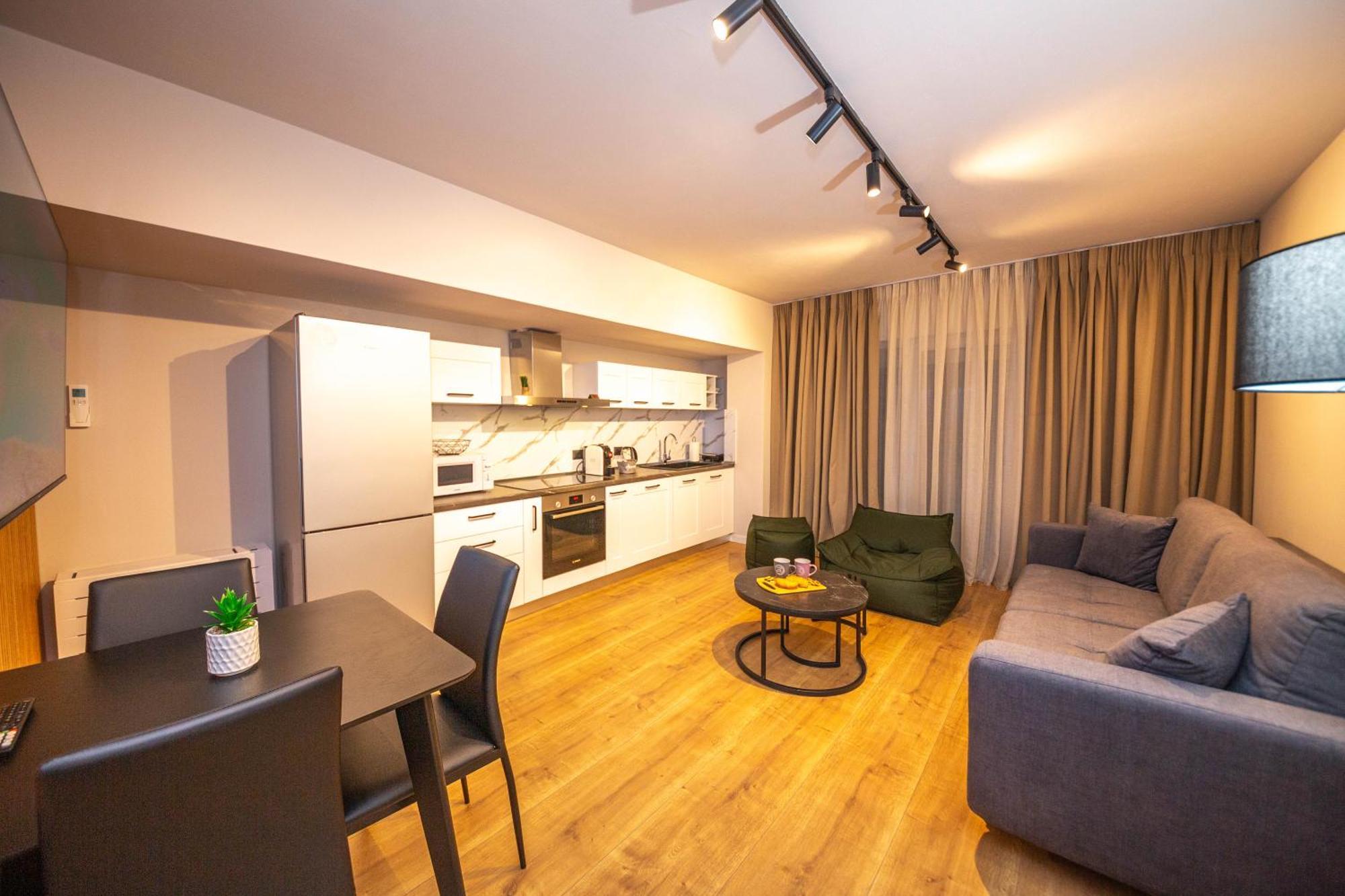 Blloku Unique Apartments 2 Τίρανα Εξωτερικό φωτογραφία