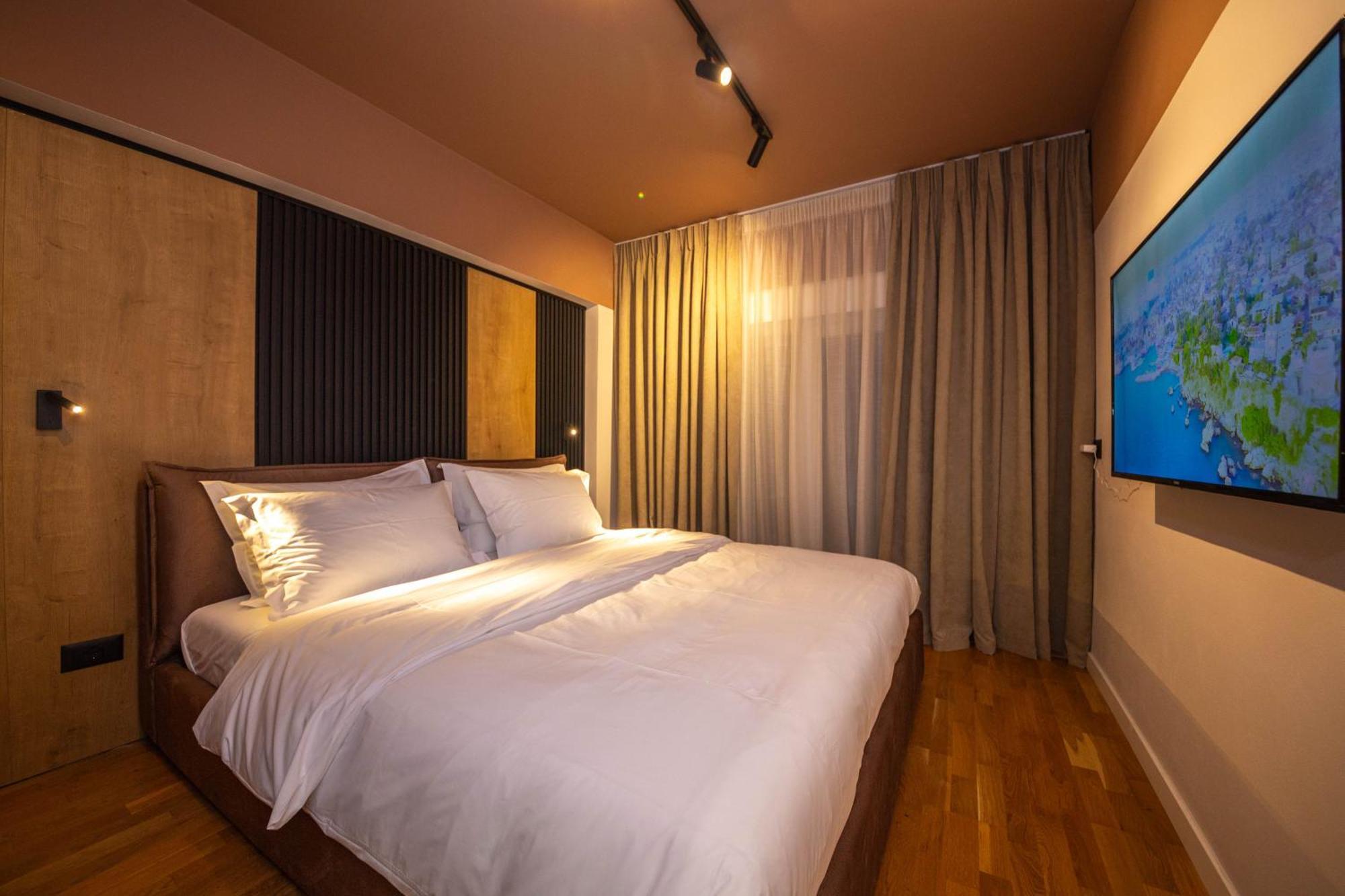 Blloku Unique Apartments 2 Τίρανα Δωμάτιο φωτογραφία